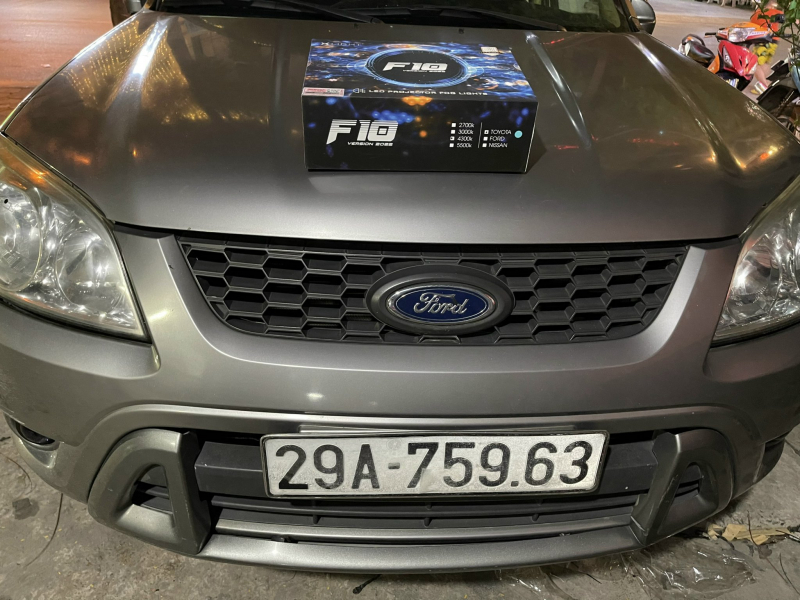 Độ đèn nâng cấp ánh sáng Bi gầm F10 New cho xe Ford Escape 29A75963